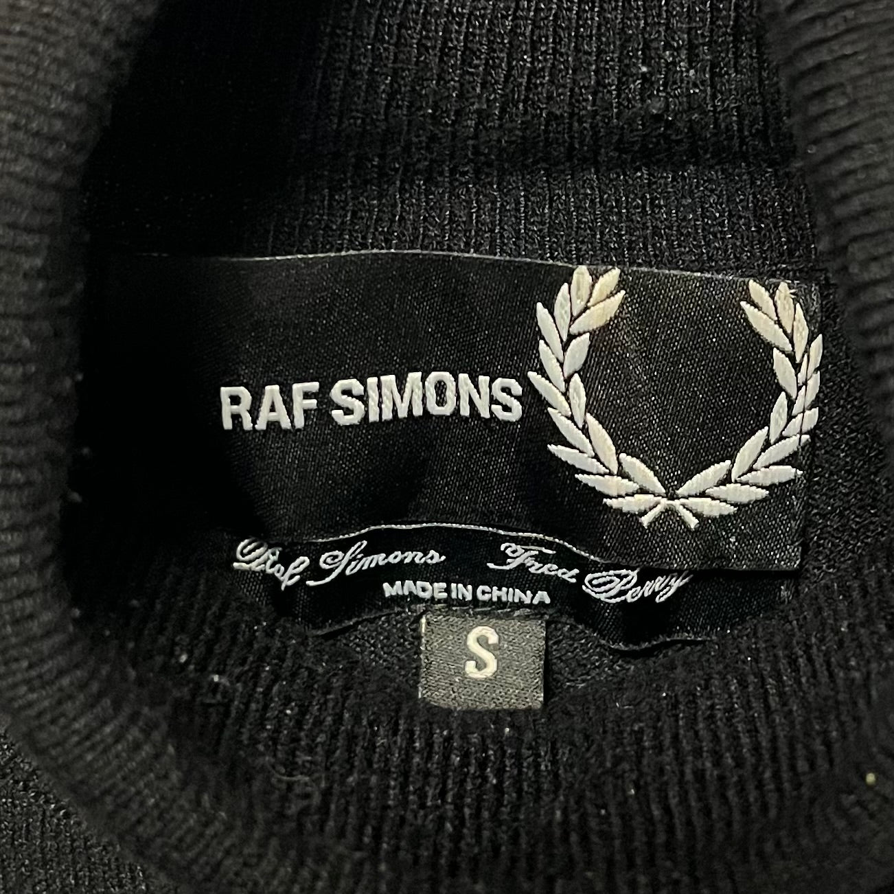ラフシモンズ RAF SIMONS フレッドペリー ニットmm6